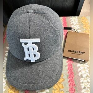Authentic Burberry Snapback Jersey Baseball Cap